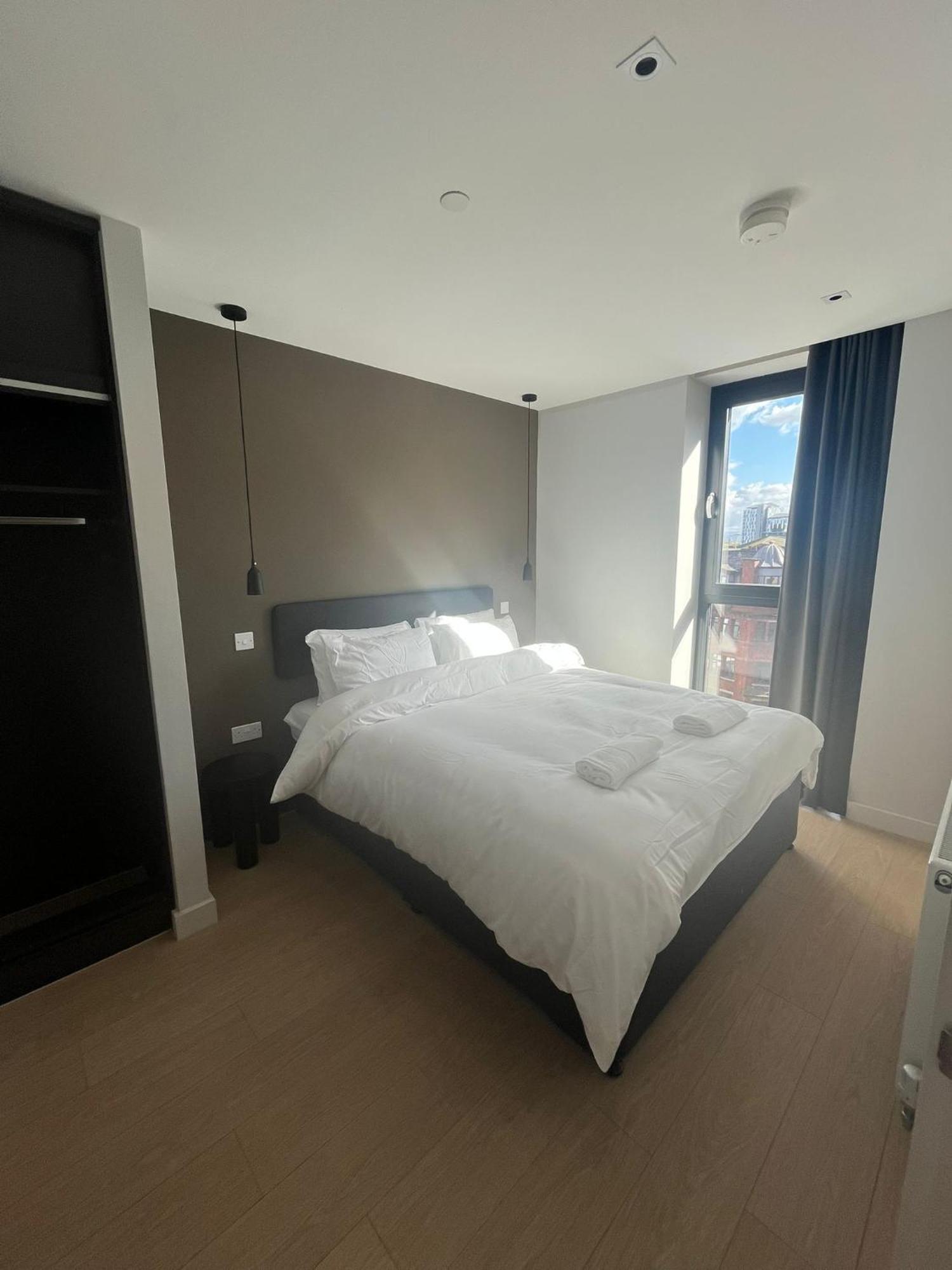 Luxury 2 Bedroom Apartment Манчестер Экстерьер фото
