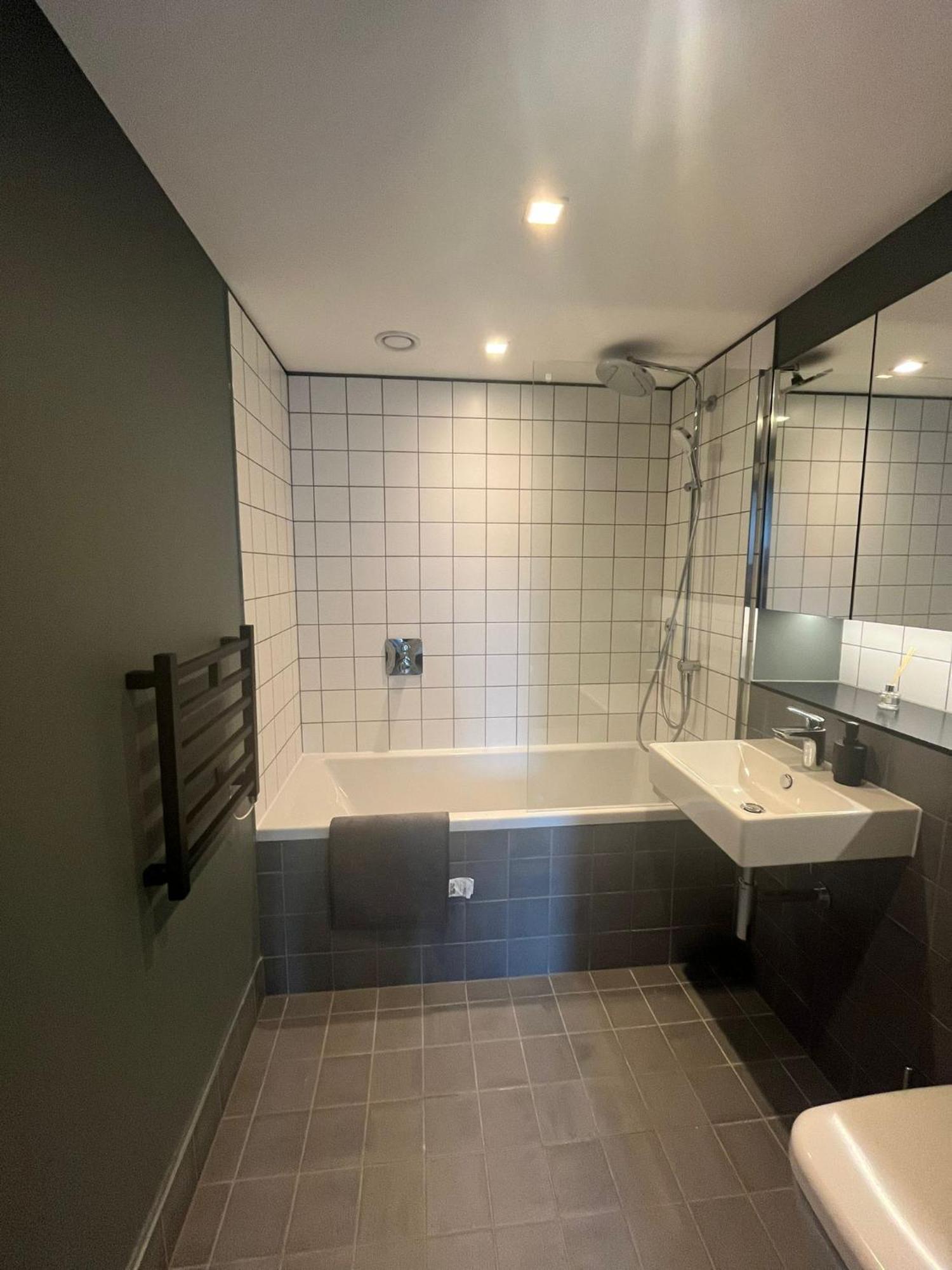 Luxury 2 Bedroom Apartment Манчестер Экстерьер фото