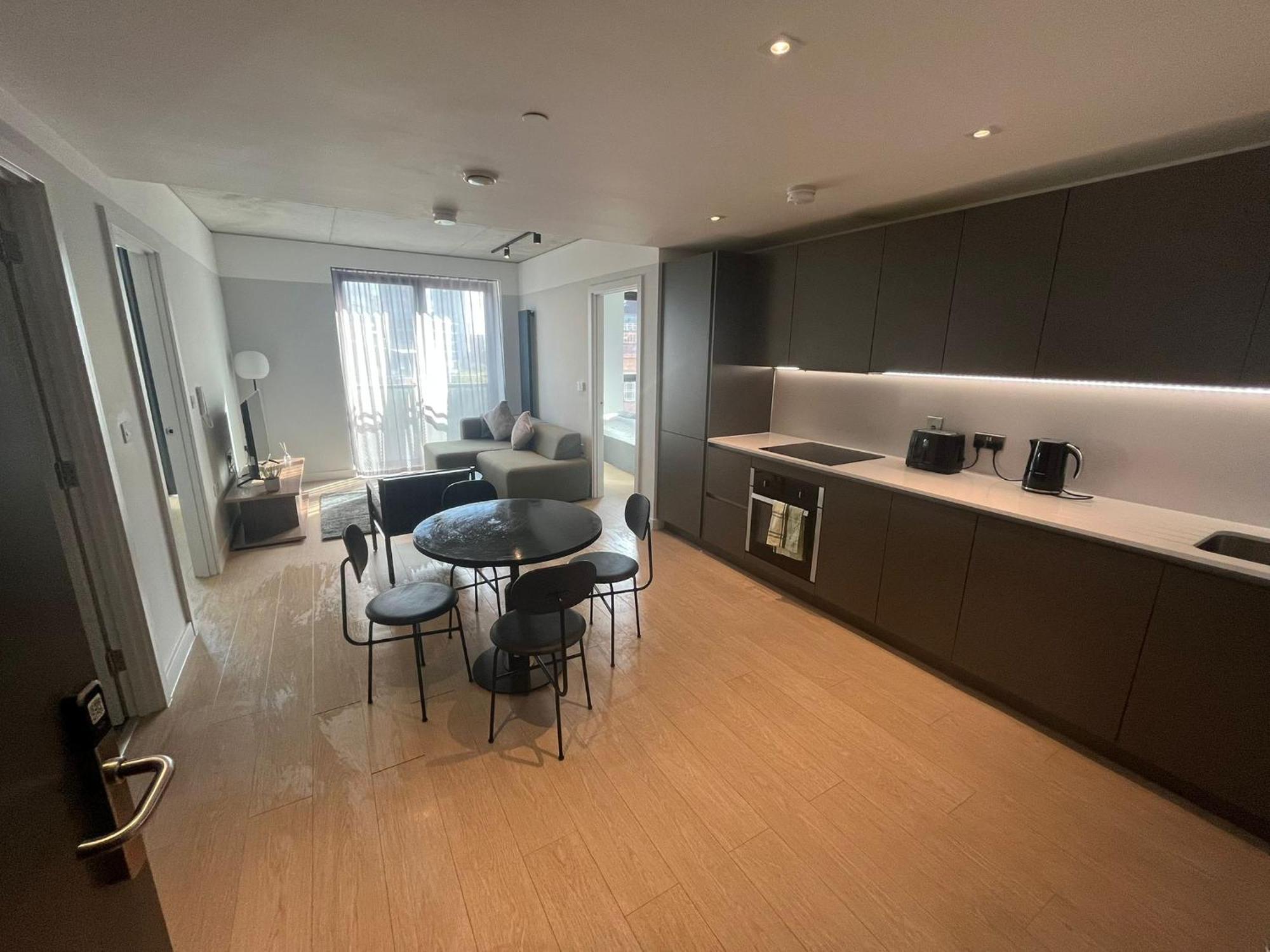 Luxury 2 Bedroom Apartment Манчестер Экстерьер фото